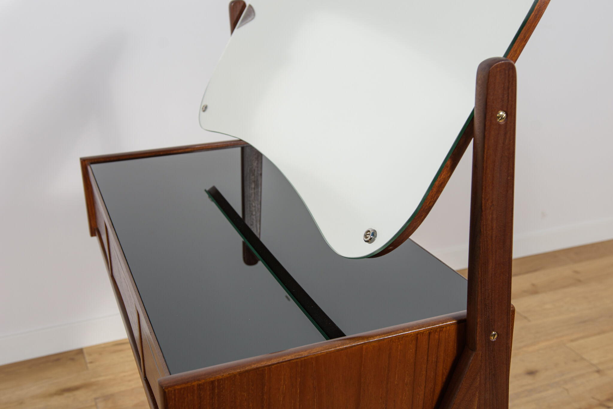 Mid-Century Teak Dressing Table with Mirror by Arne Vodder for Ølholm Møbelfabrik, Denmark, 1960s