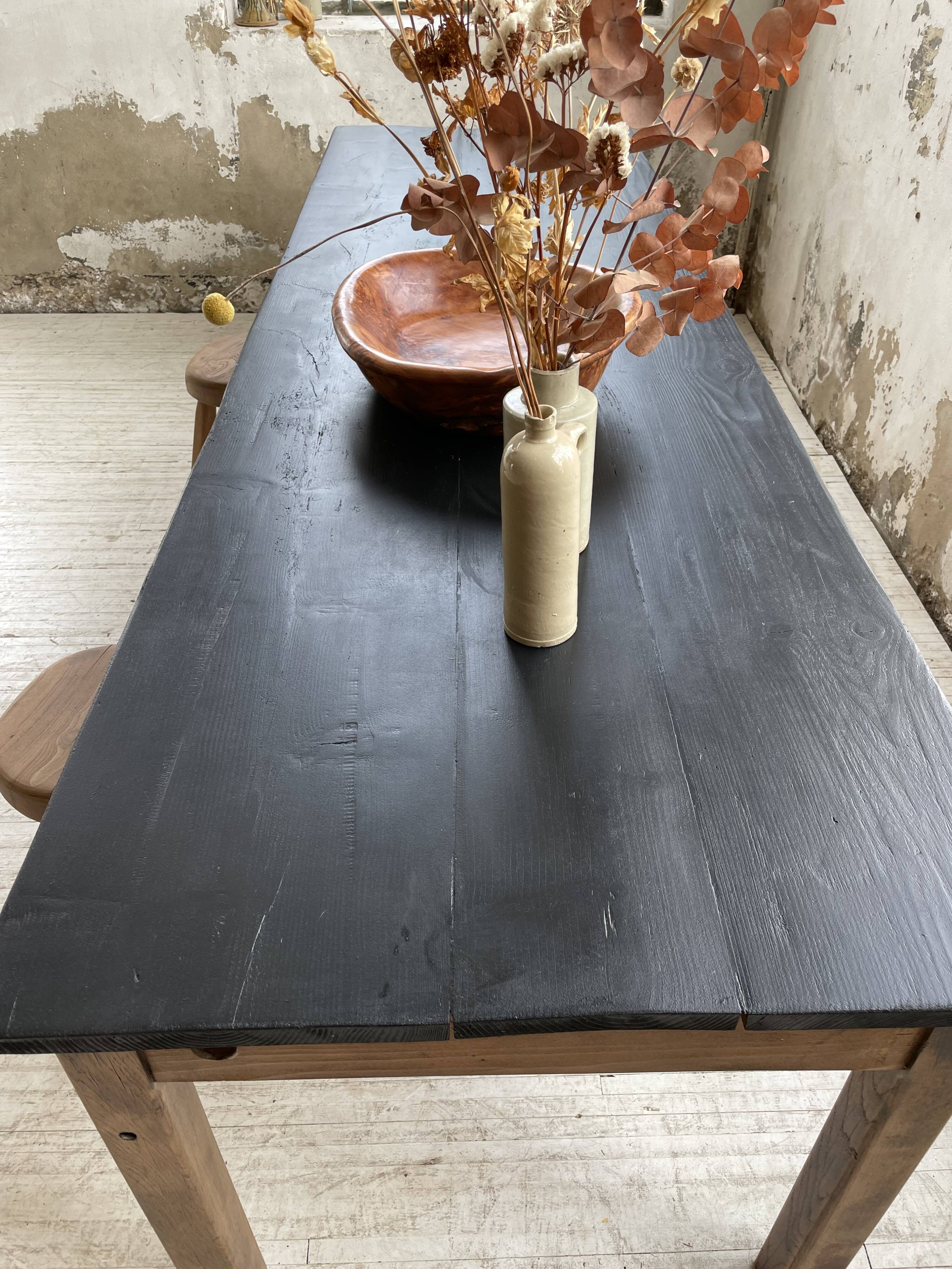 Black pine farm table 250 cm