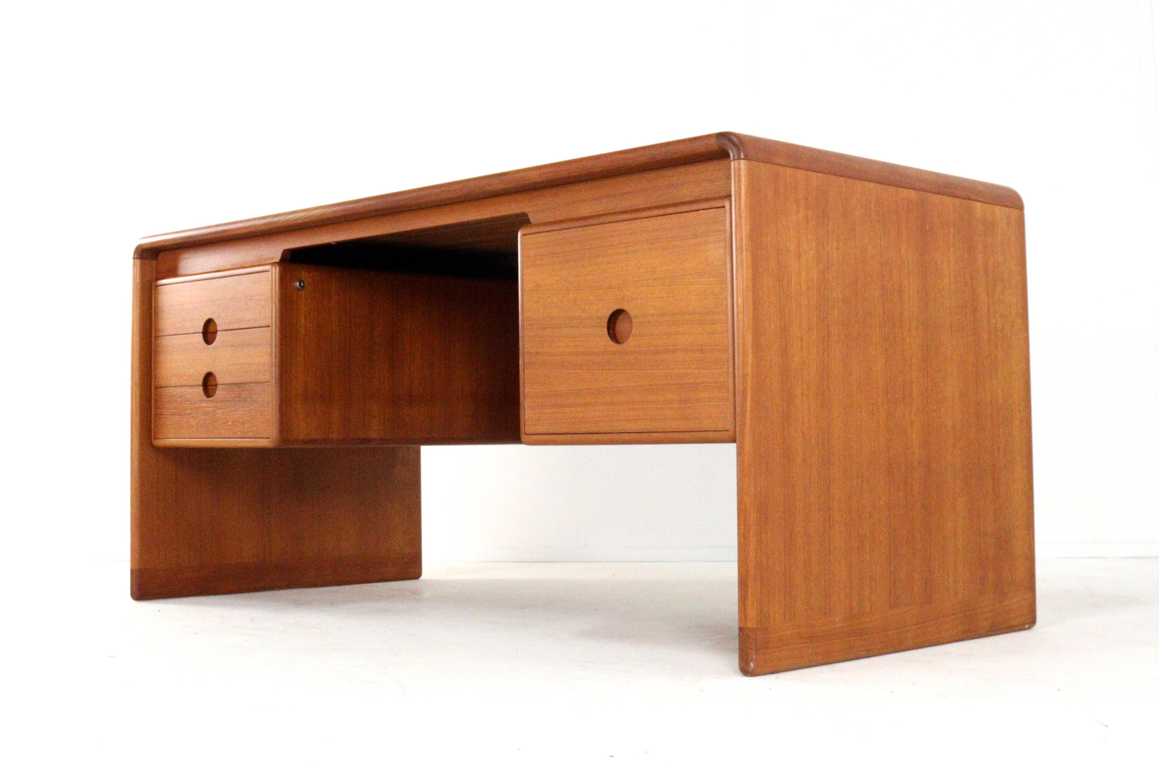 Kai Kristiansen for Vildbjerg desk 'Hemmet' - danish design teak vintage
