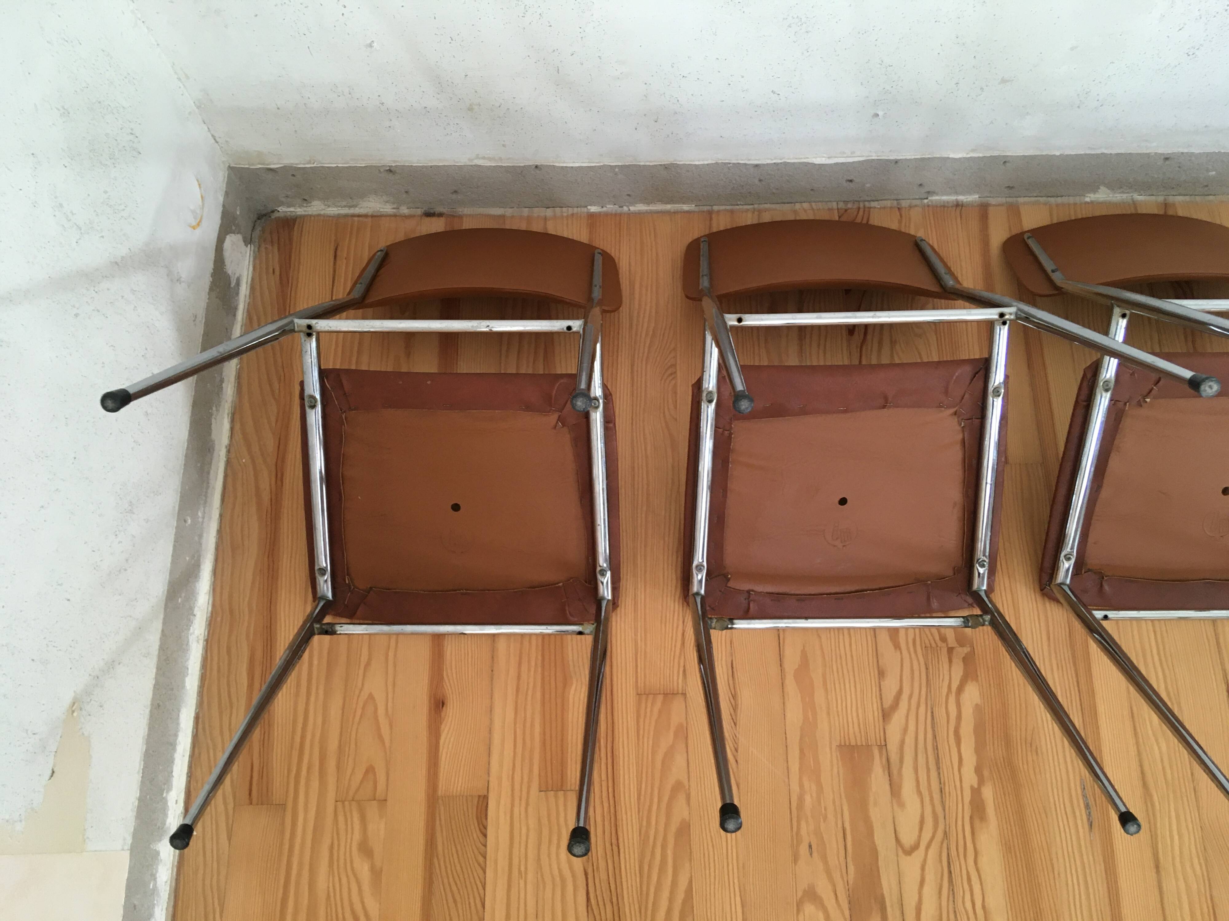 4 chaises skaï camel métal chromé années 70