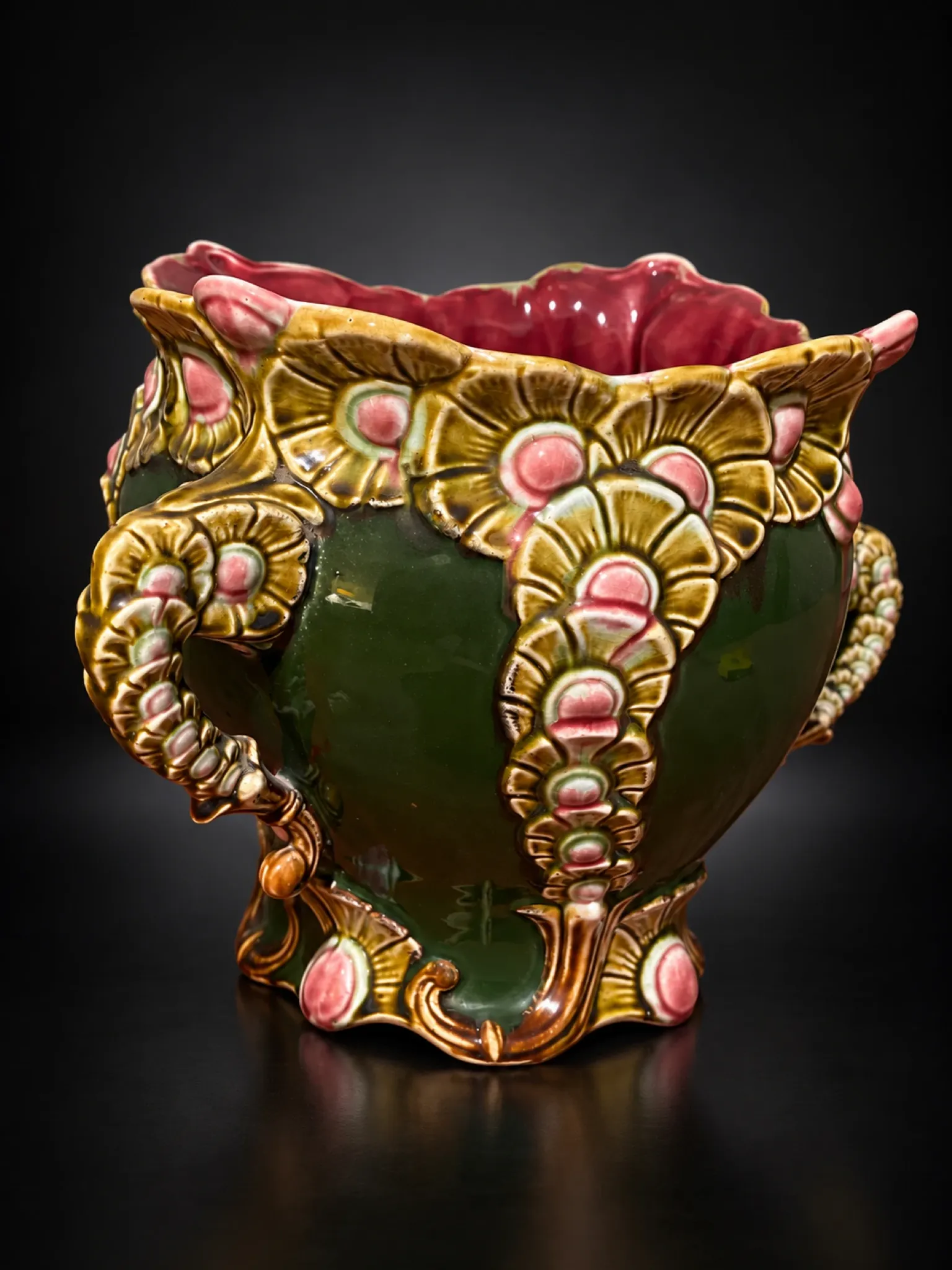 Art Nouveau cache-pot, Onnaing, model 738