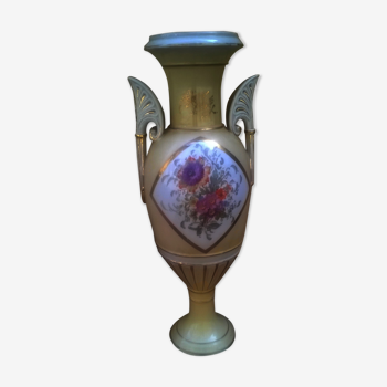 Porcelain vase of the Manufacture Royale de Couleuvre