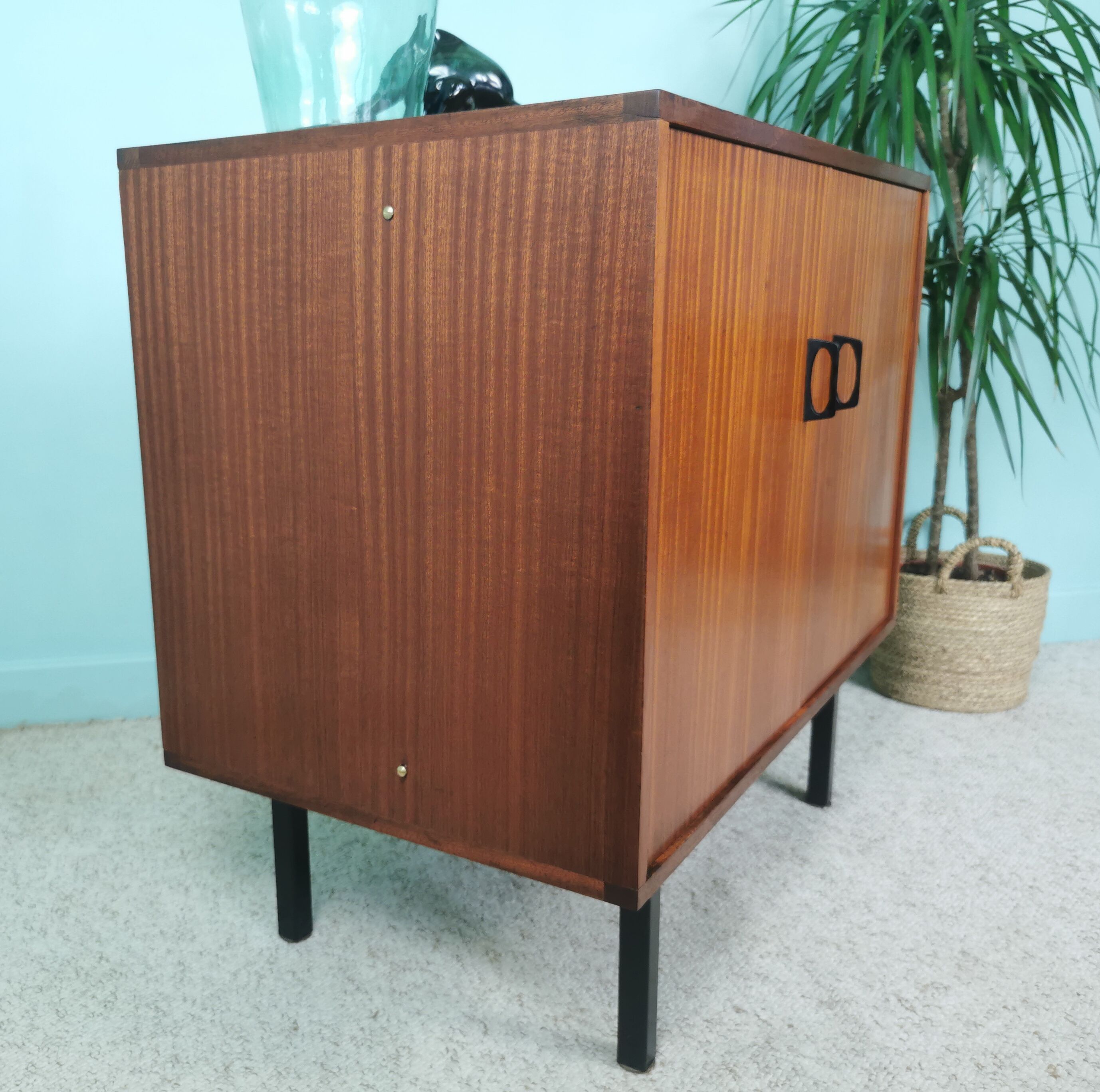 Vintage buffet