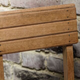 Ancienne chaise d'enfant en bois