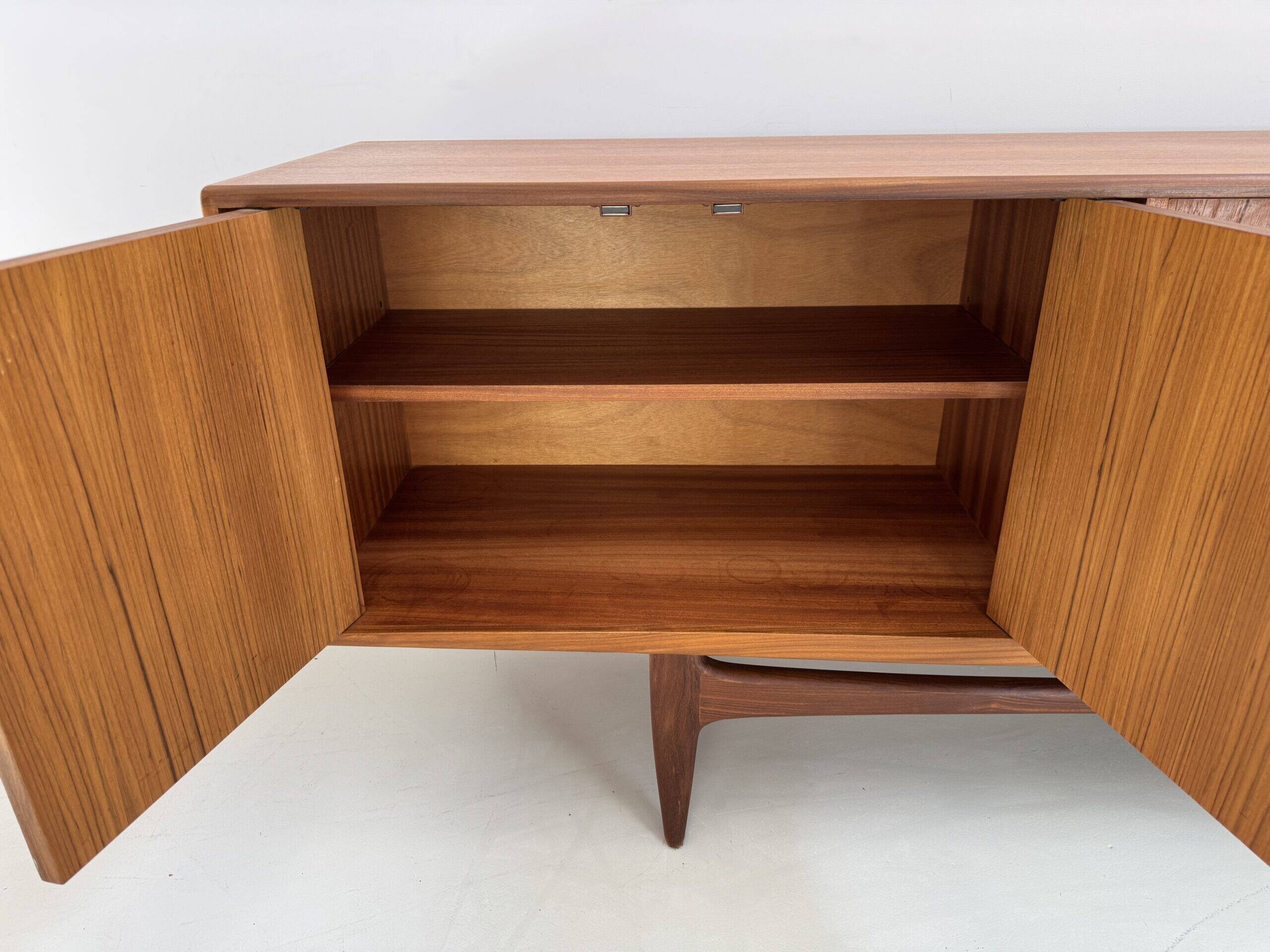 Buffet vintage G-Plan