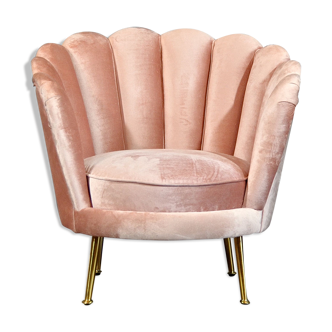 Fauteuil pétale Art déco en velours rose poudré et pattes en laiton