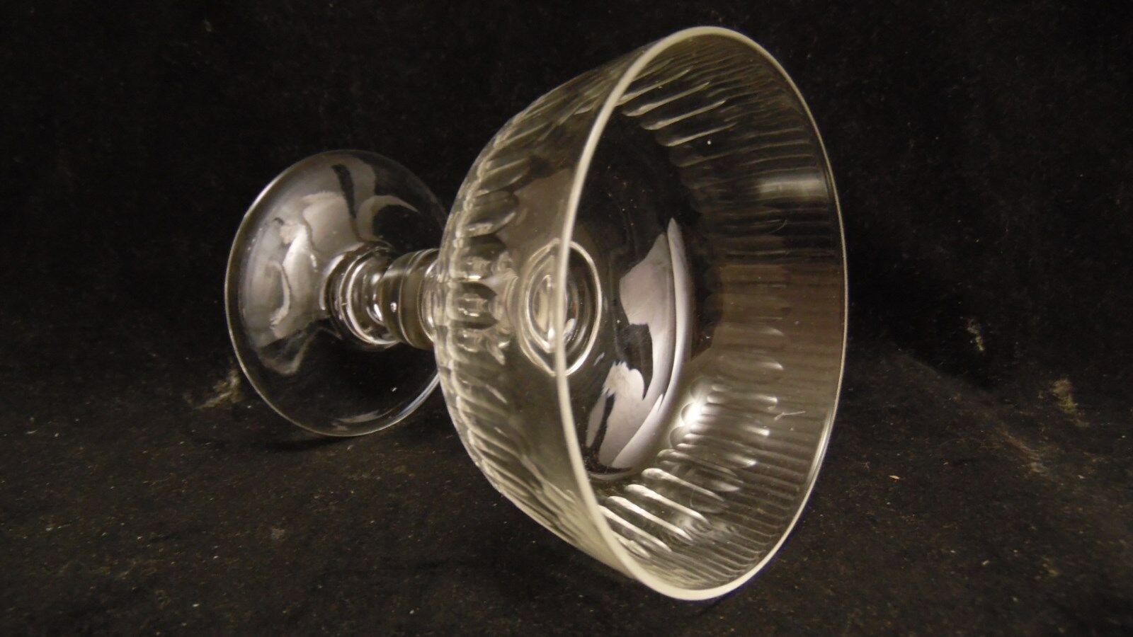Service of 6 19th century cut crystal champagne cups