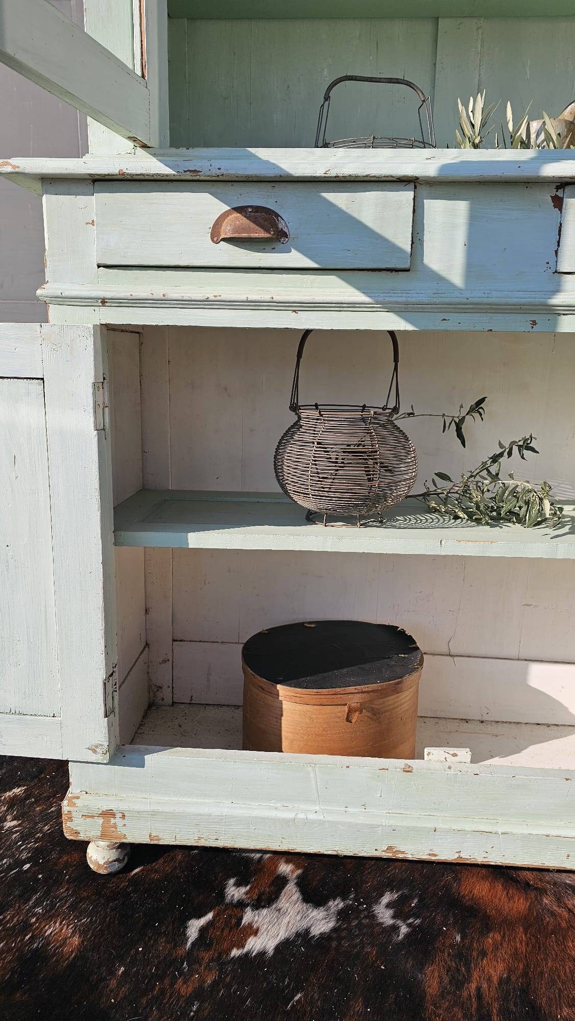 2 body sideboard in water green color