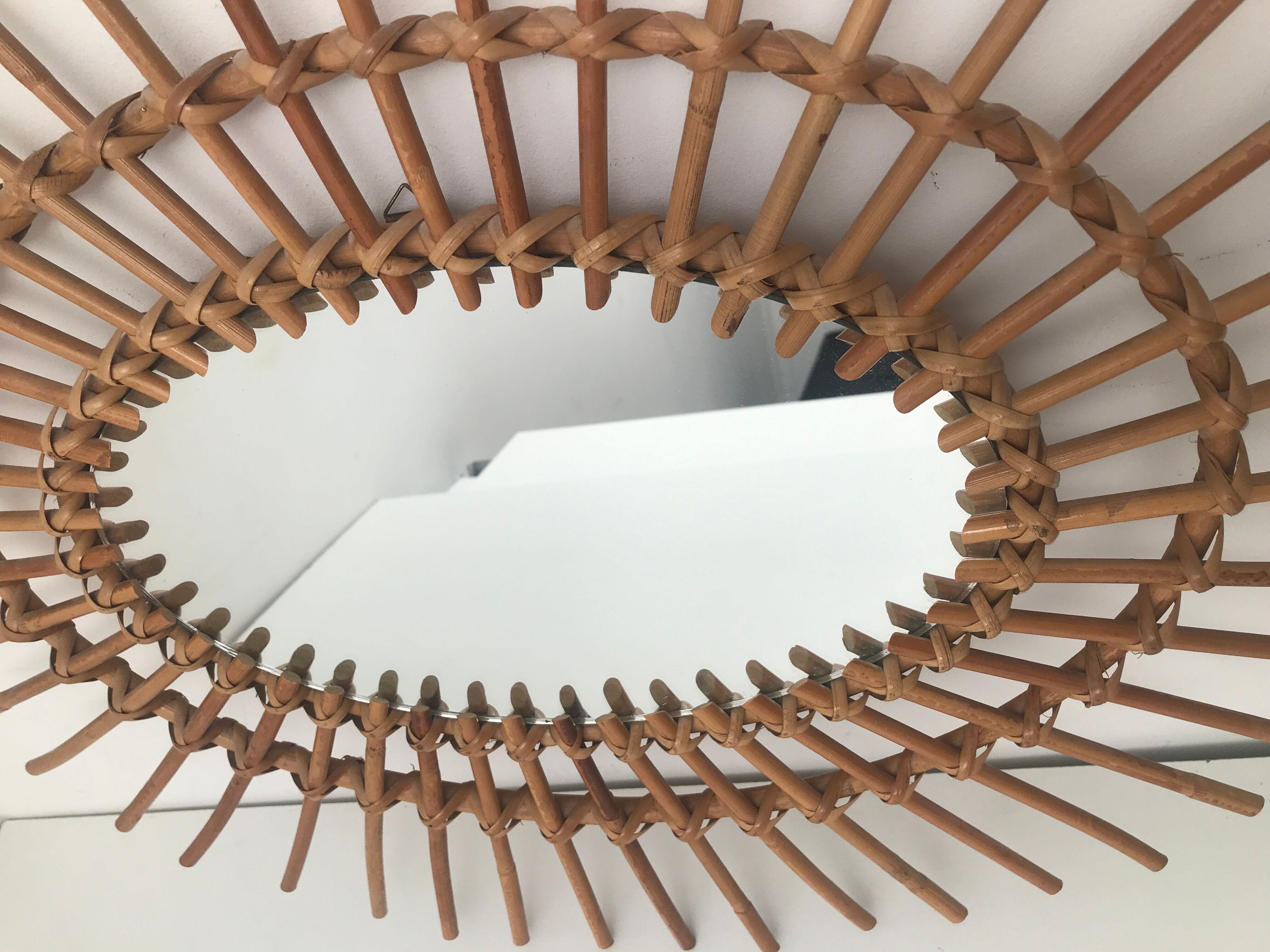 Vintage rattan oval mirror 60/70