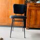 Paire de chaises skaï noir vintage
