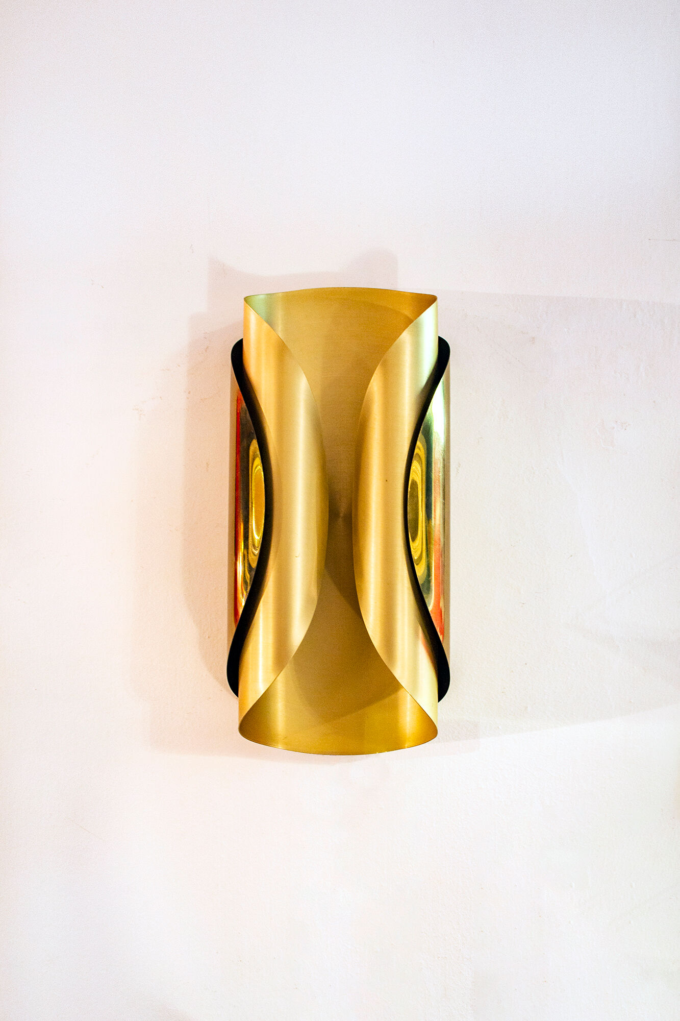 Brass wall lamp Italy 70s