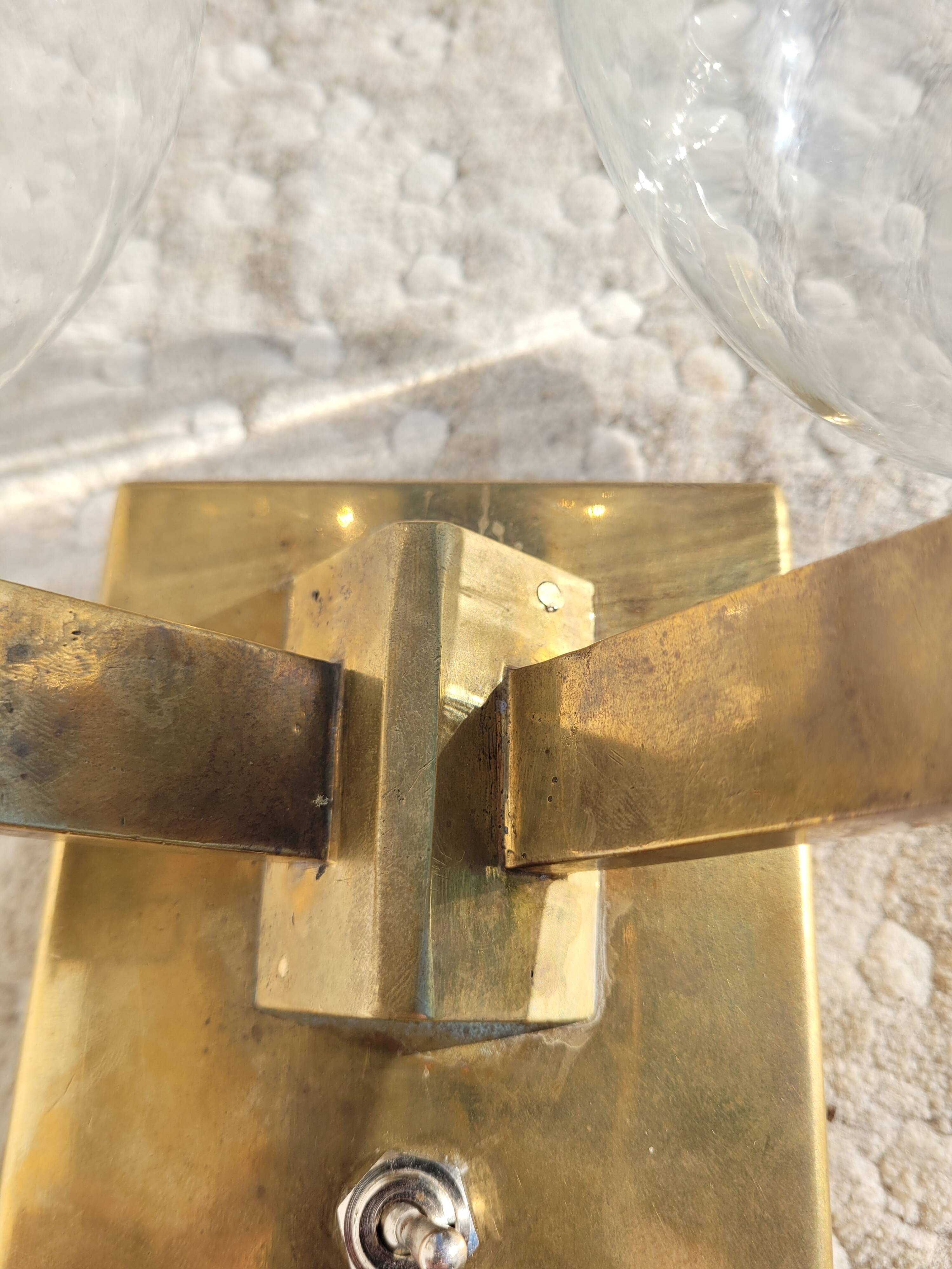 Antique brass wall lamp