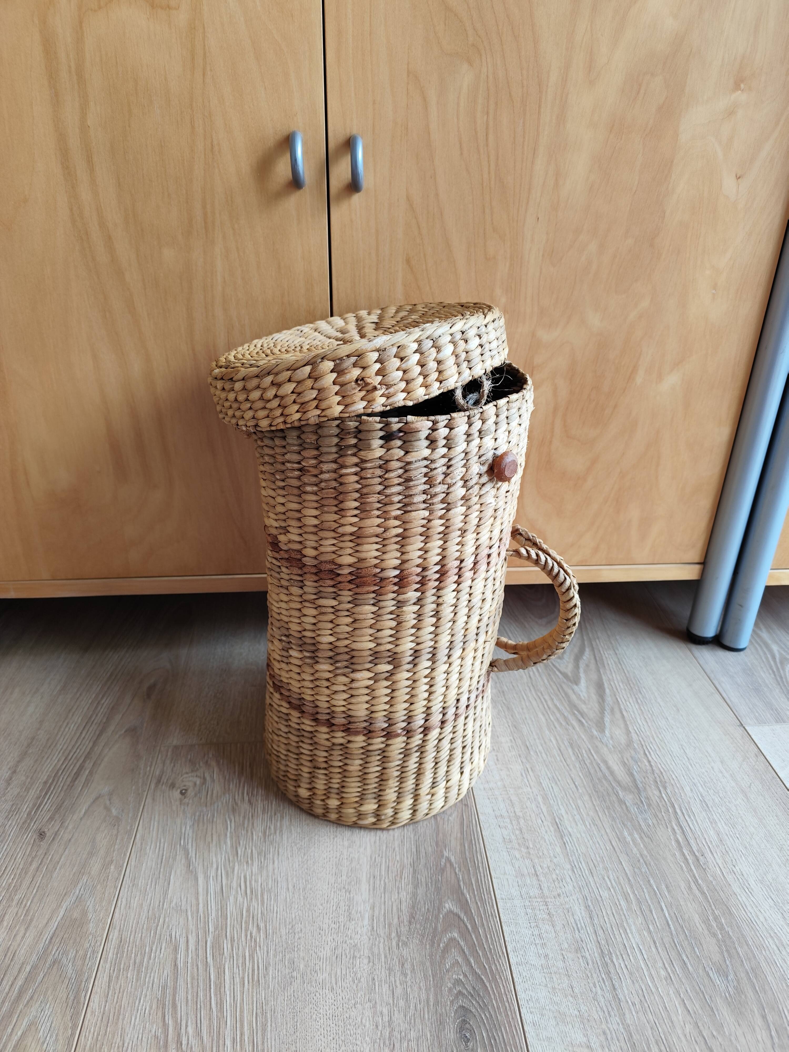 Vintage raffia wicker basket bowling bag