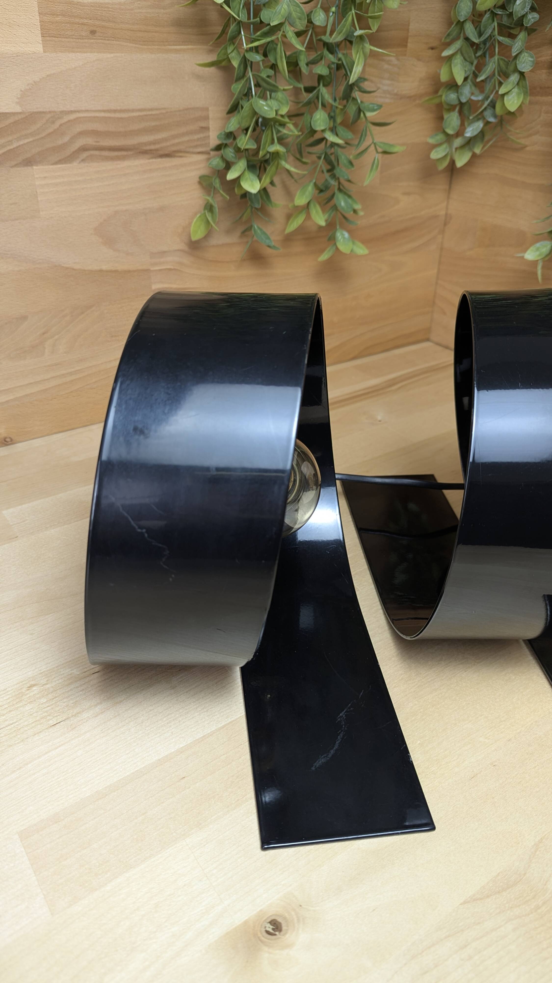 Pair of Massive Looping lamps (L-0132)