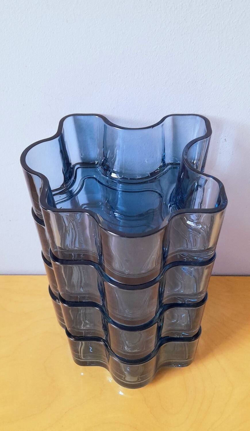 Puzzle glass cups