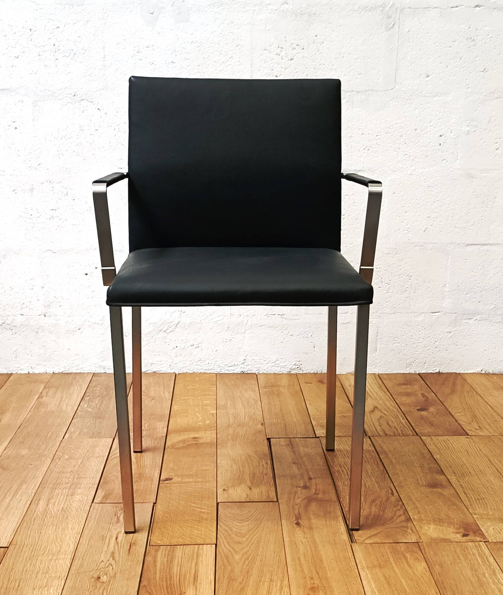 Leo office chair, Girsberger