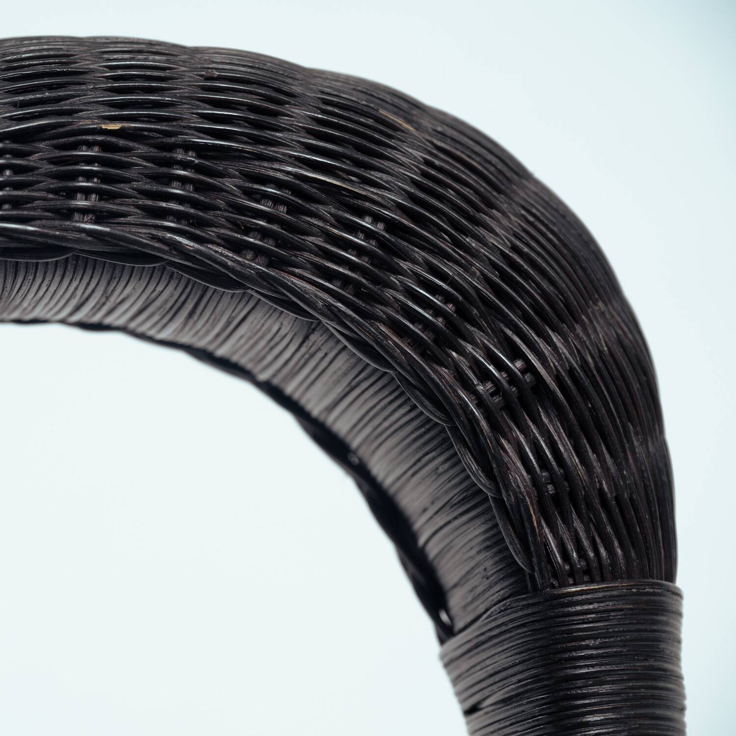 Sculptural rattan tripod armchairs in the manner of Boris Sipek