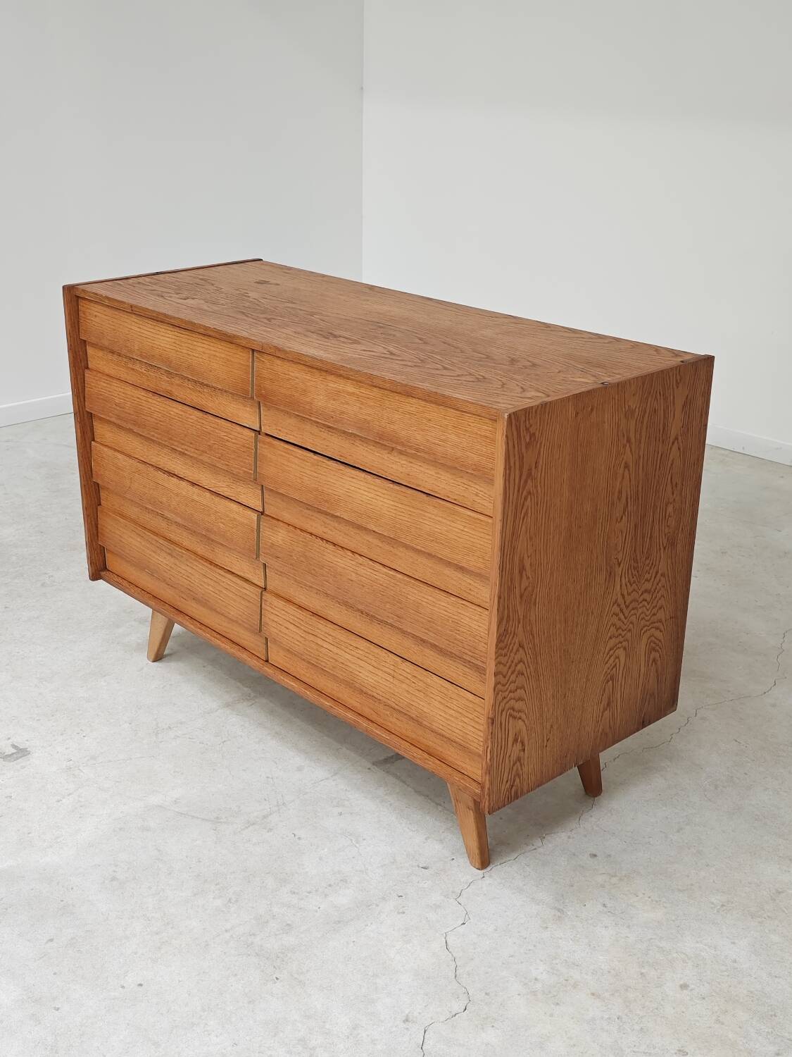 U-453 dub chest of drawers by Jiri Jiroutek for Interier Praha 1960