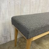 Scandinavian bench with curls