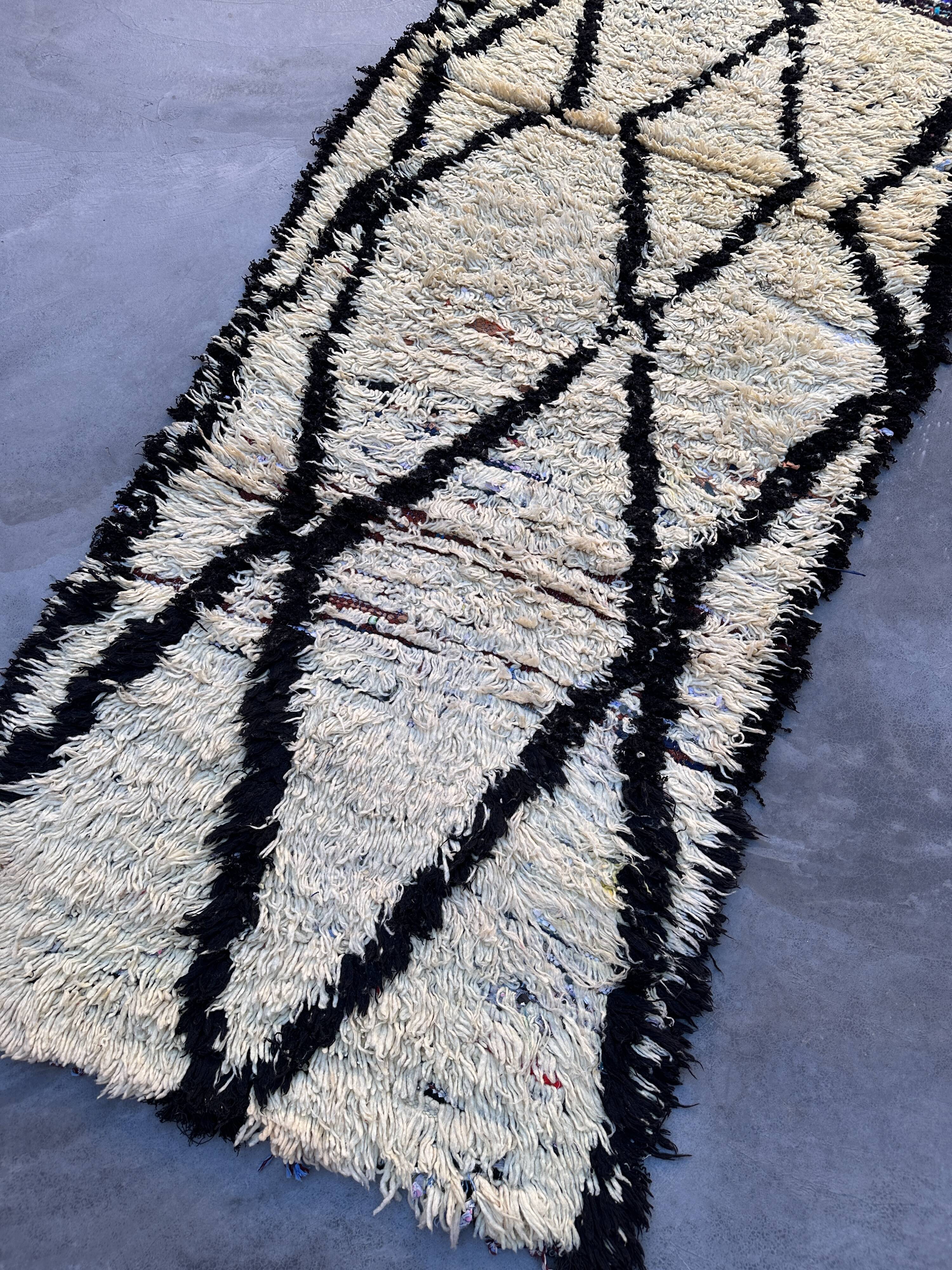 Moroccan carpet - 105 x 270 cm