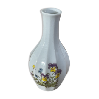 Vase with floral decoration