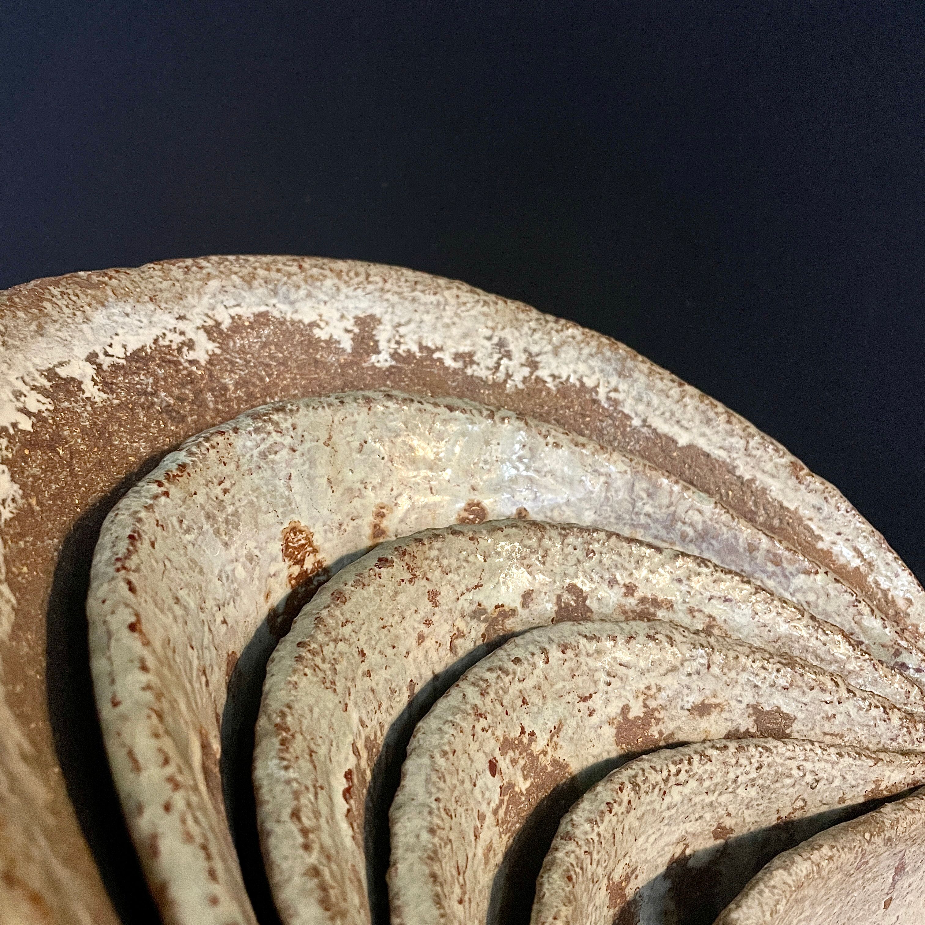 Decorative ceramic lamp