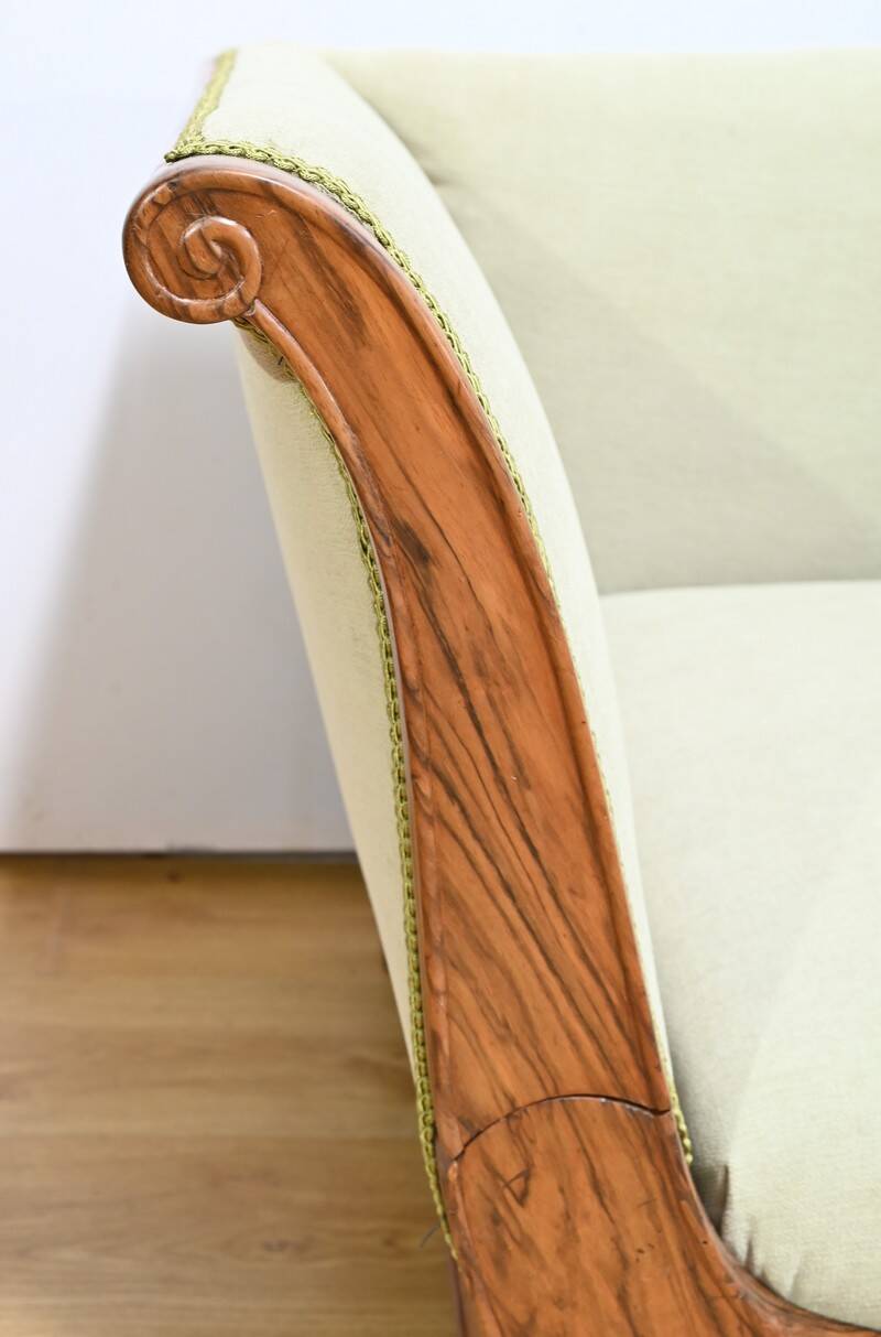 Meridian with a Solid Walnut Frame, Restoration Period – Early 19th Century