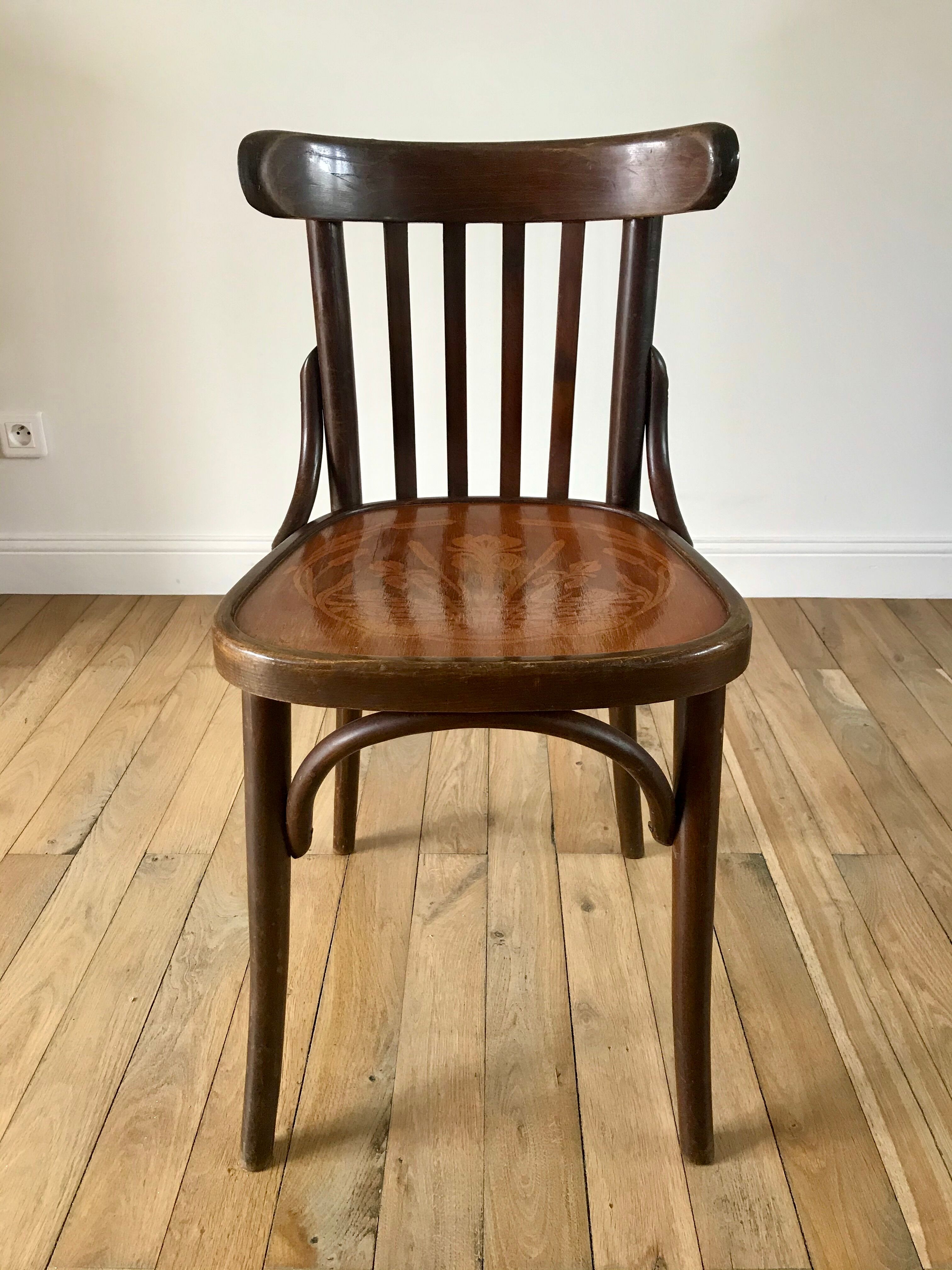 Curved wooden bistro chair 40s 50s