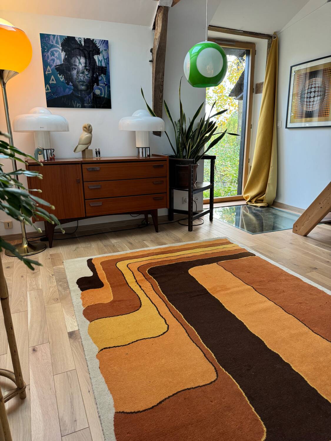 Vintage graphic rug / Amazon