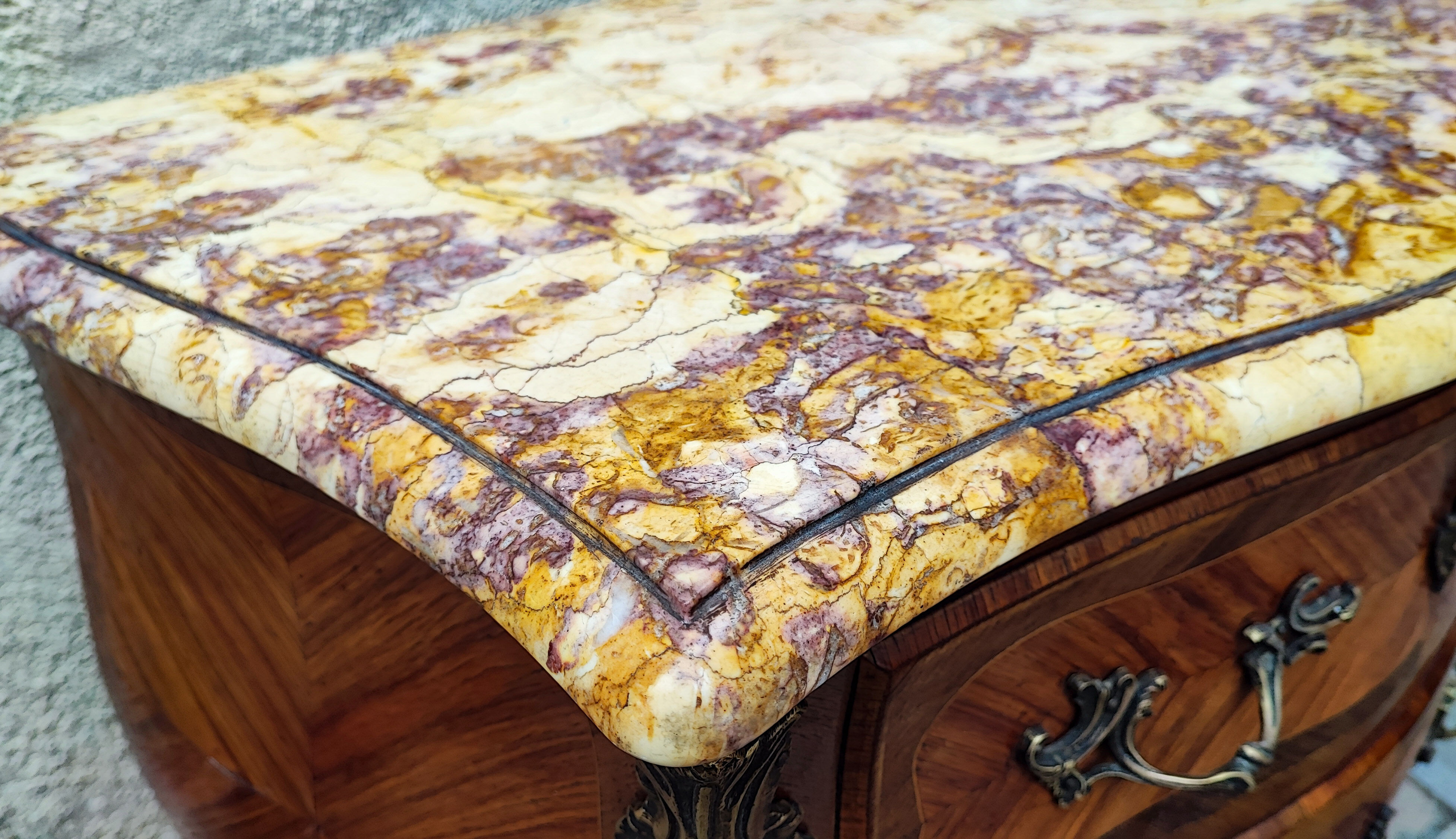 Chest of drawers 2 drawers Louis XV marquetry rosewood