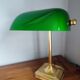 Lampe banquier en laiton et verre vintage