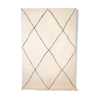 Berber carpet beni ouarain ecru with black diamonds 300 x 200 cm