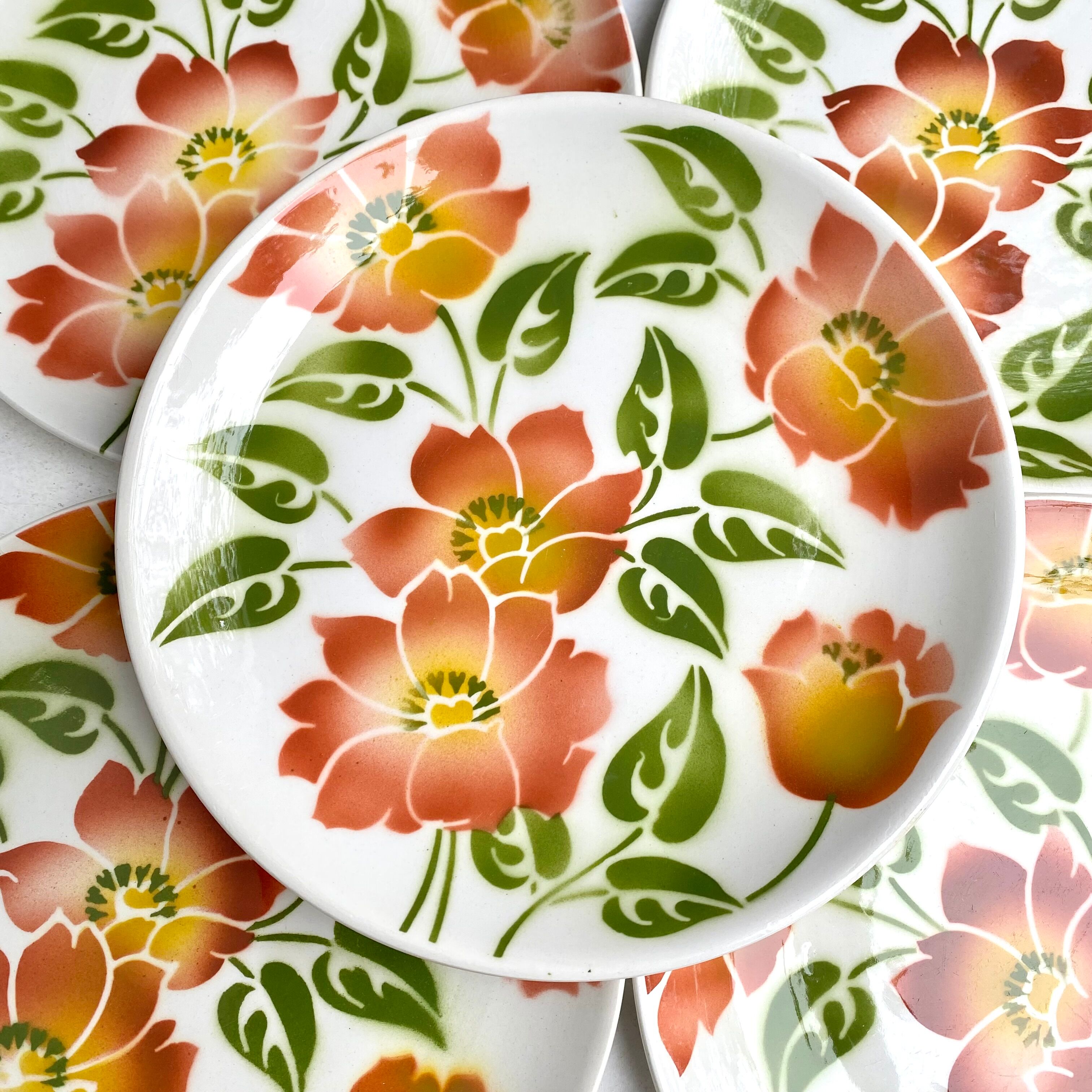 Dessert plates Moulin des loups Ontario