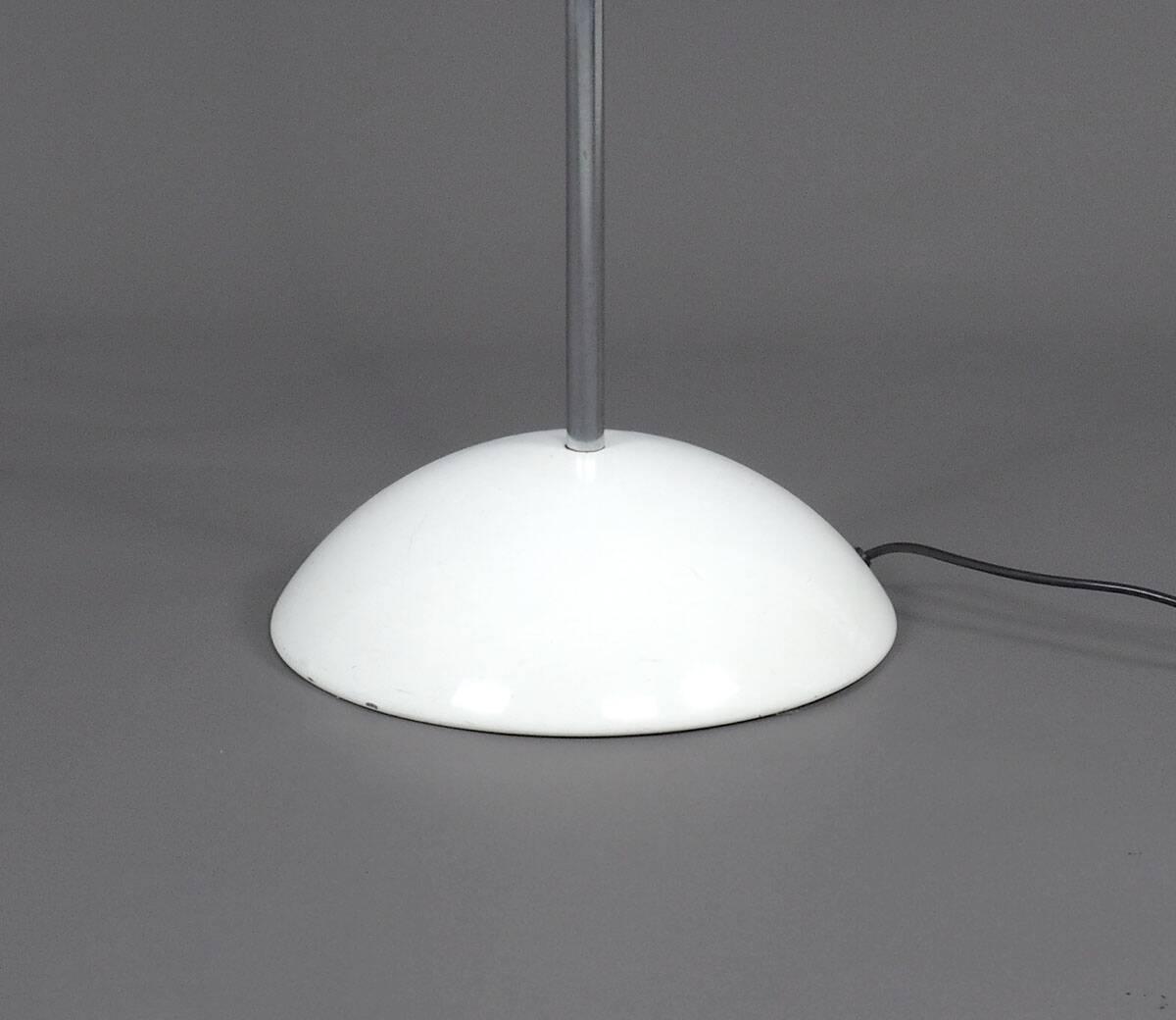 IGuzzini Baobab floor lamp white, Italy 1970s