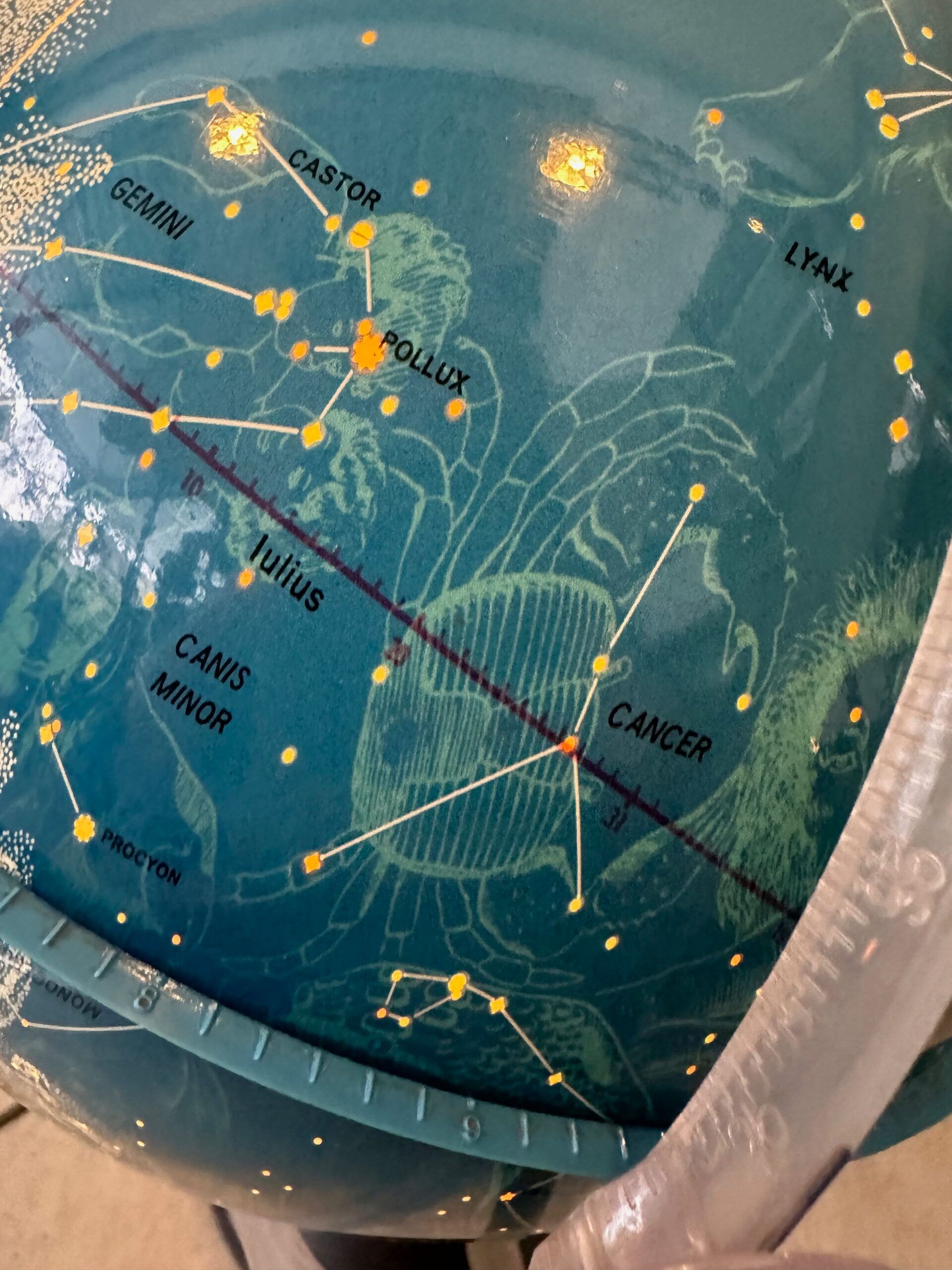 Globe céleste vintage – Alpha