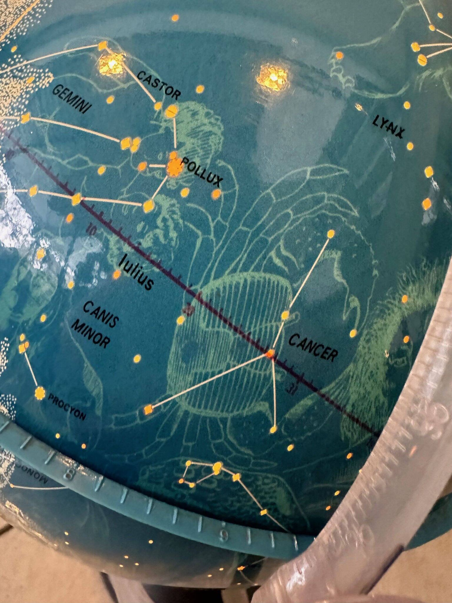 Globe céleste vintage – Alpha