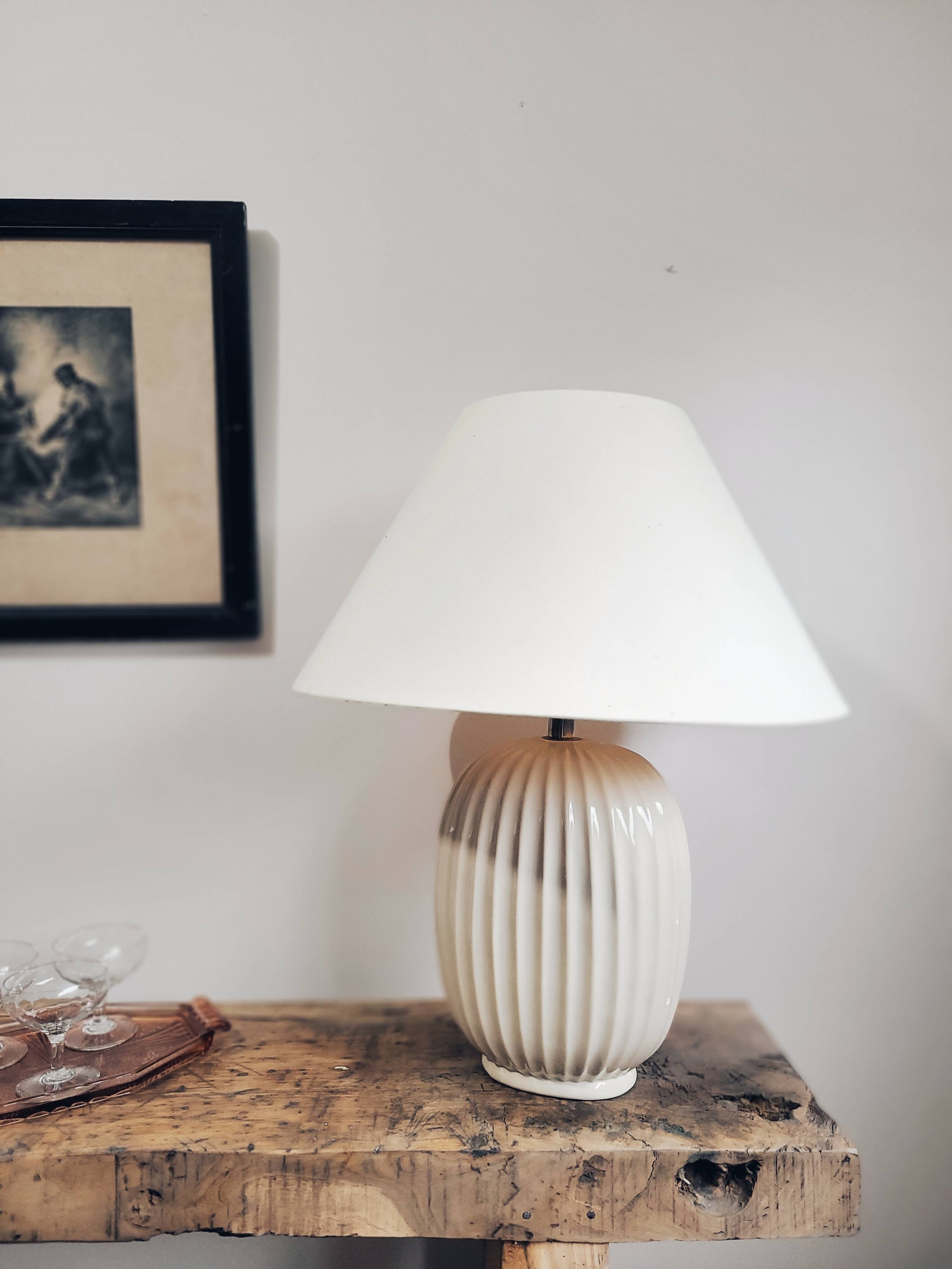 Modernist earthenware lamp