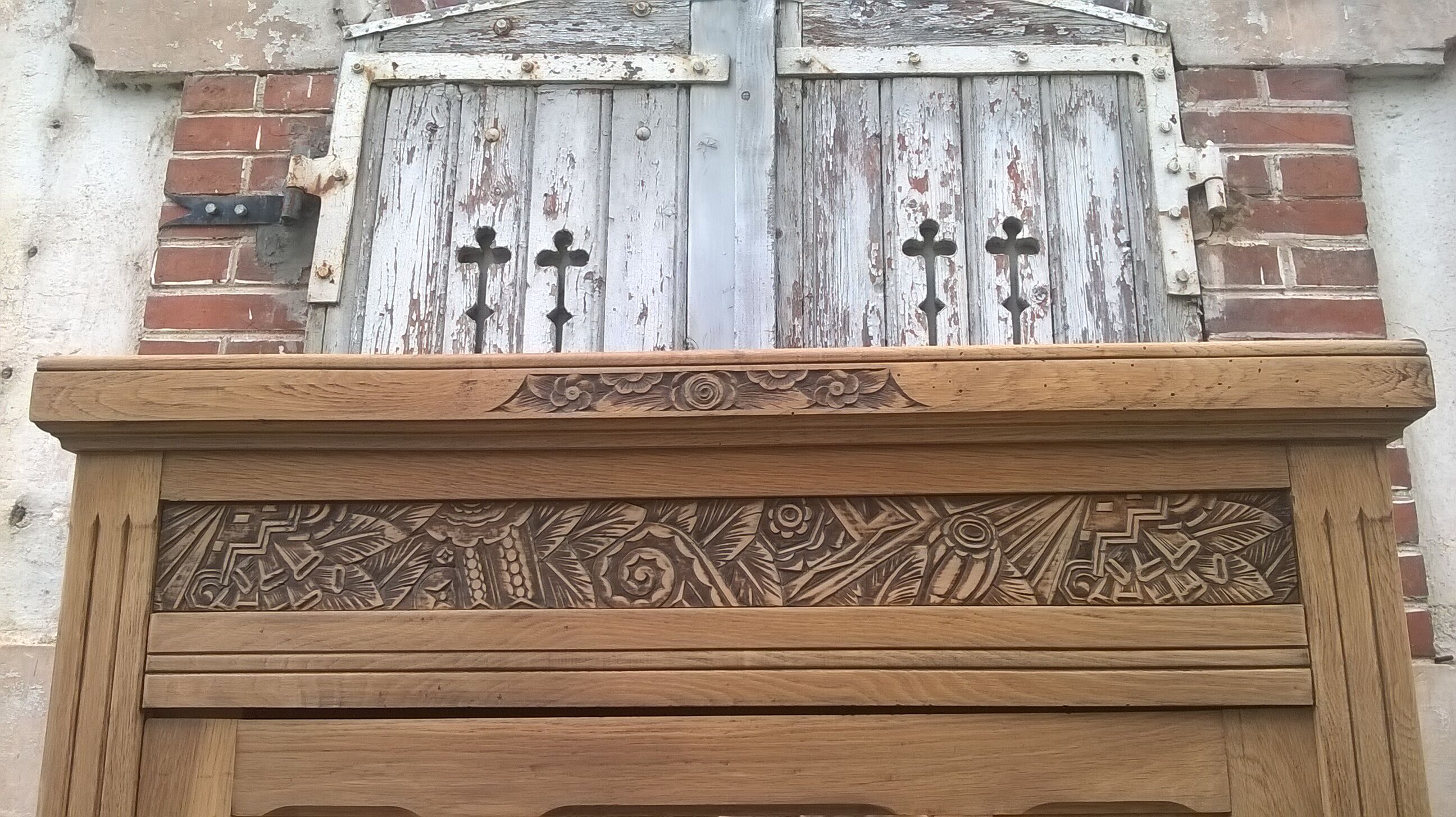 Raw Parisian wardrobe year 30