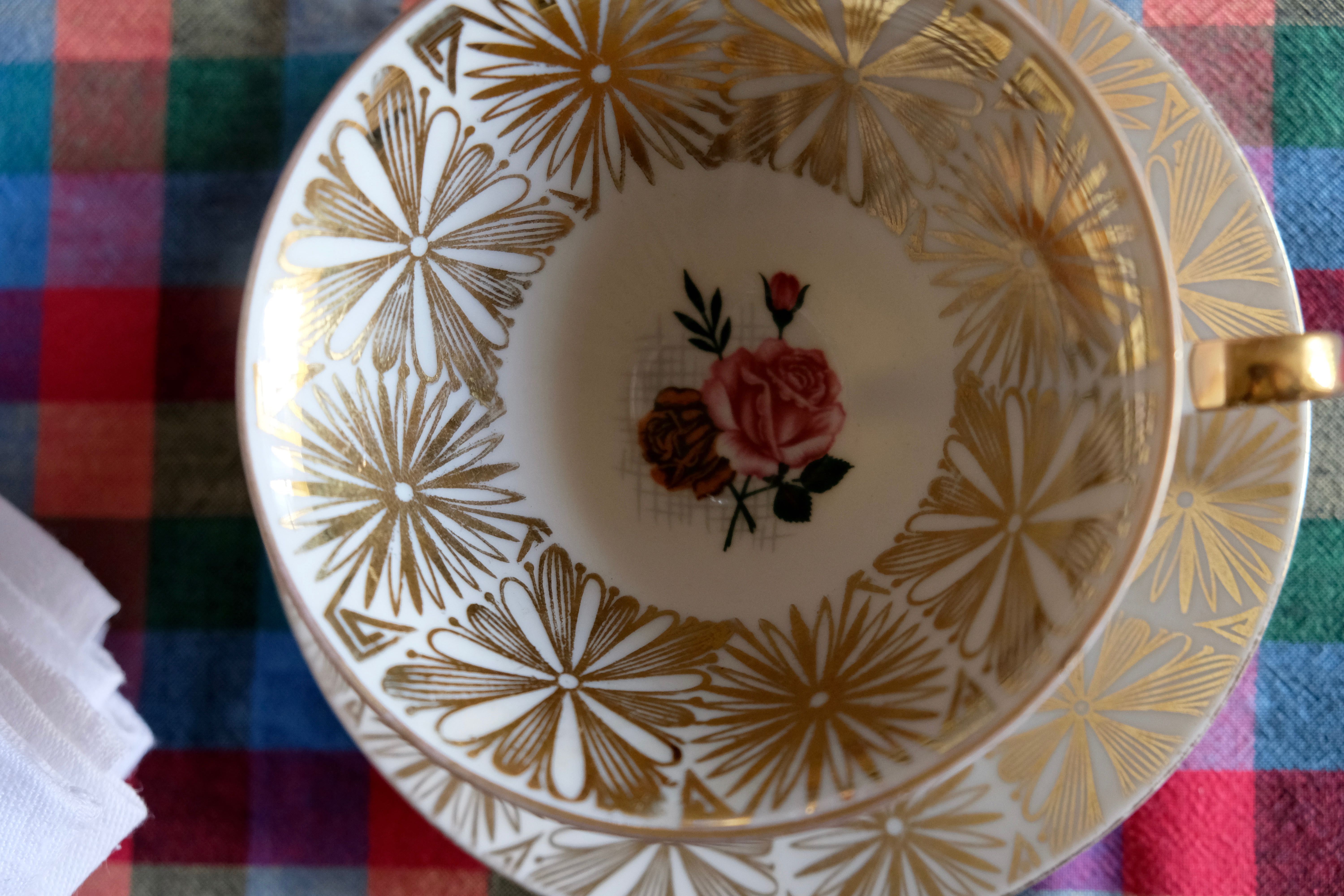 Walking cup tea / coffee porcelain fine Bavarian manufacture Gareis Waldsasse