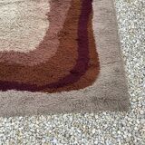 Vintage carpet Pop 1970