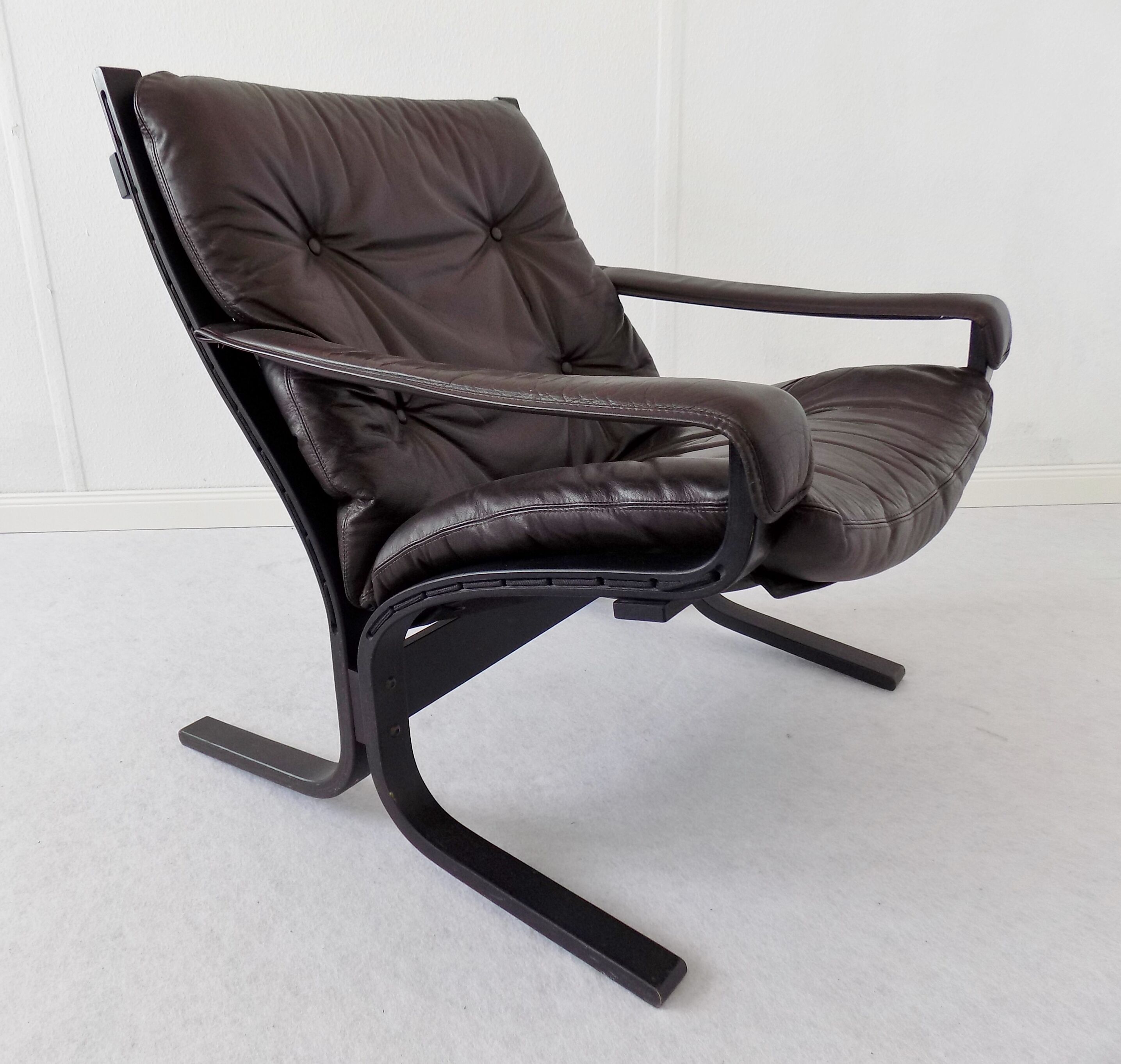 Siesta armchair