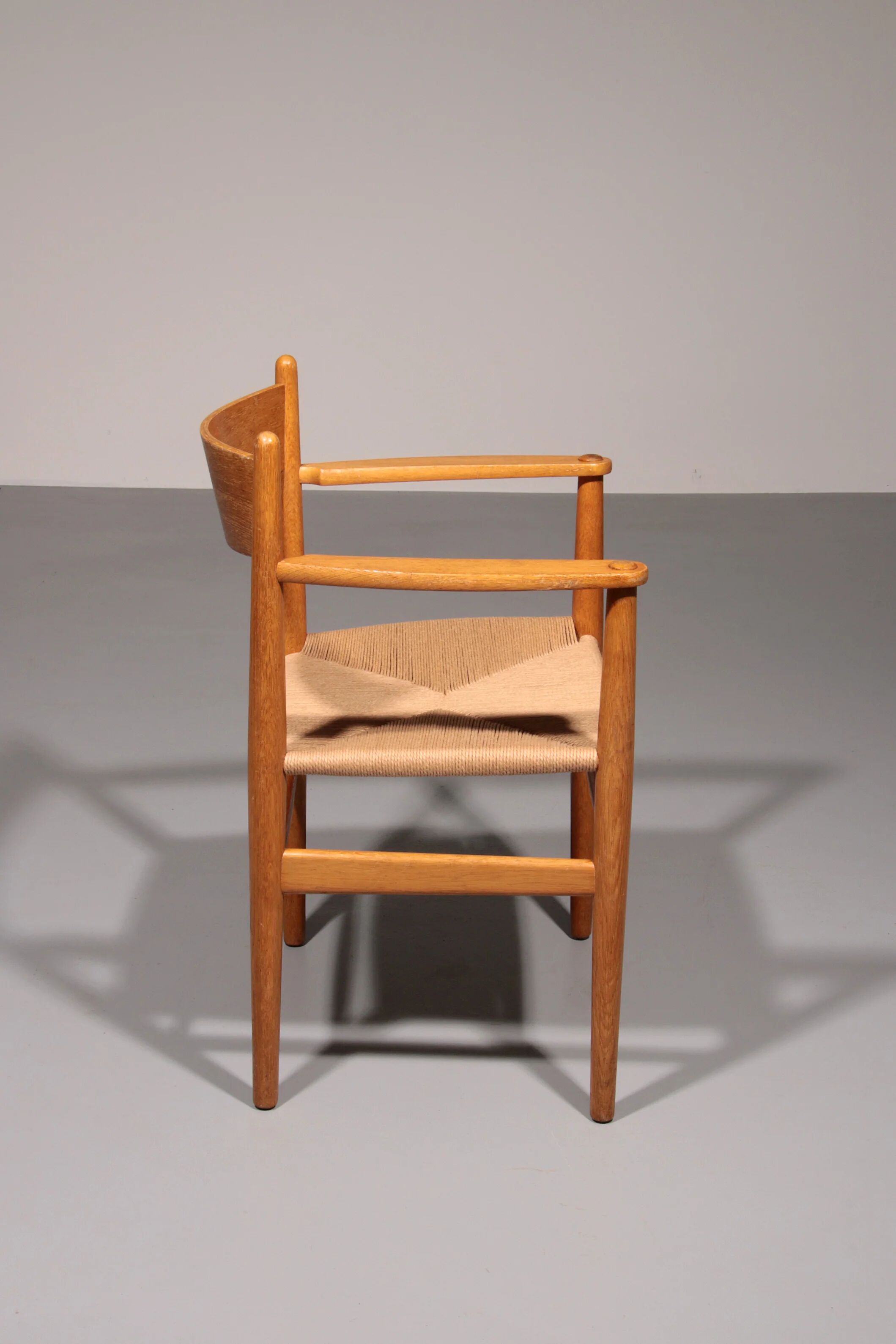 Dining chairs oak and new papercord by Hans J. Wegner for Carl Hansen CH37