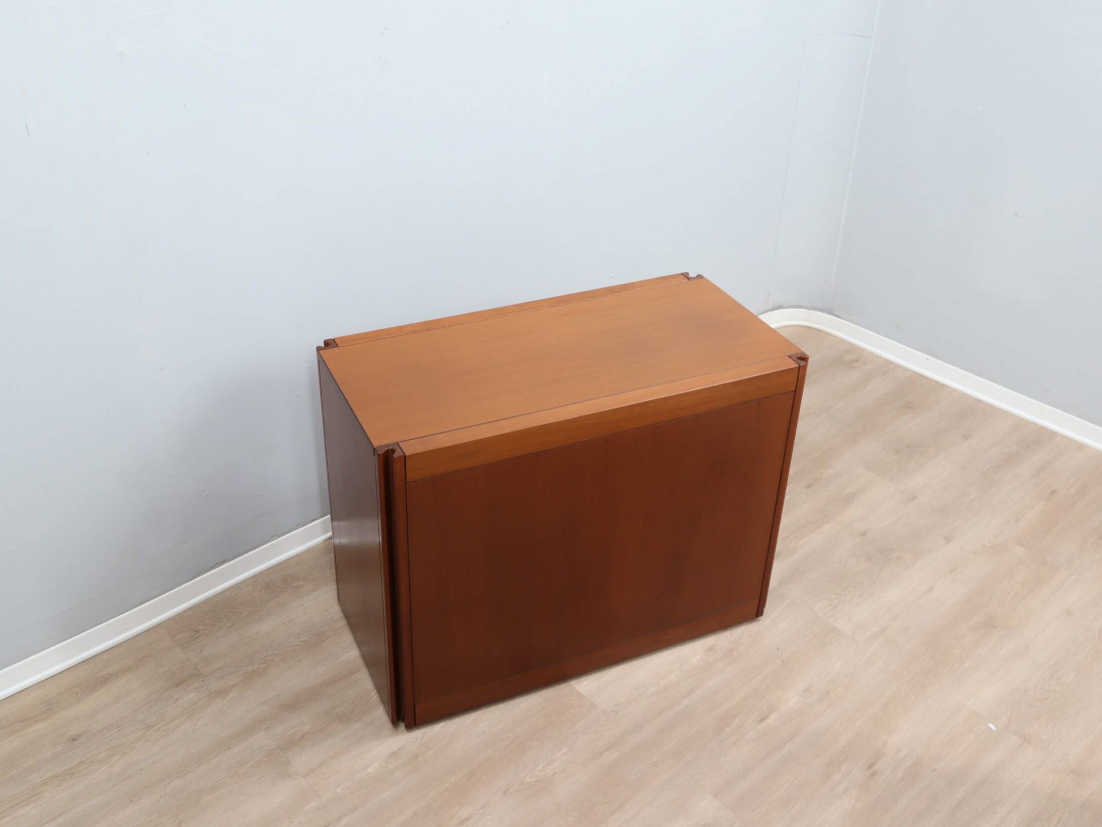 1970s Italian walnut Angelo Mangiarotti 4D series cabinet bar