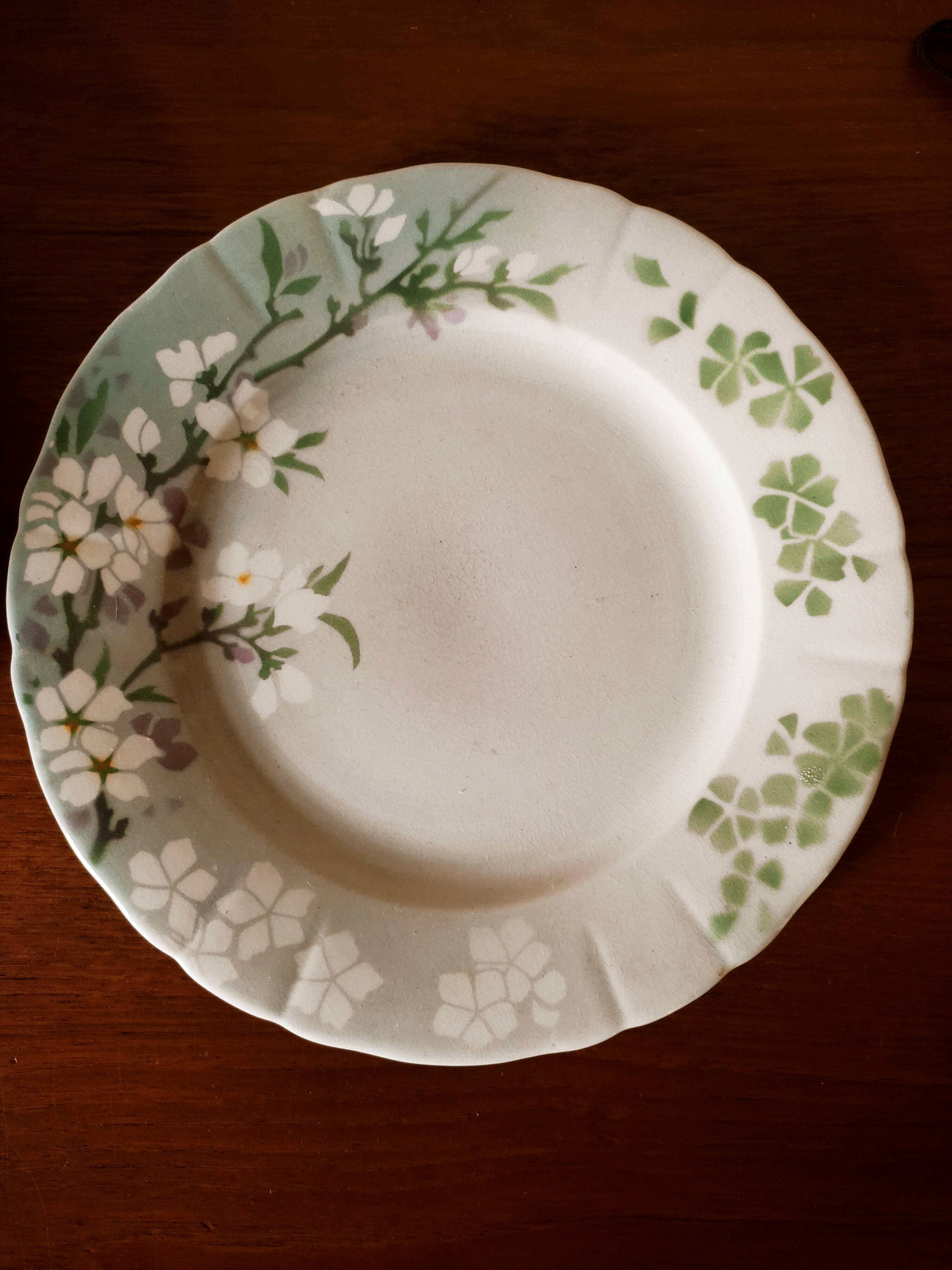 4 assiettes terre de fer KG Lunéville