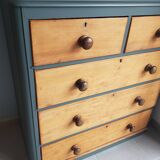 Old chest of drawers