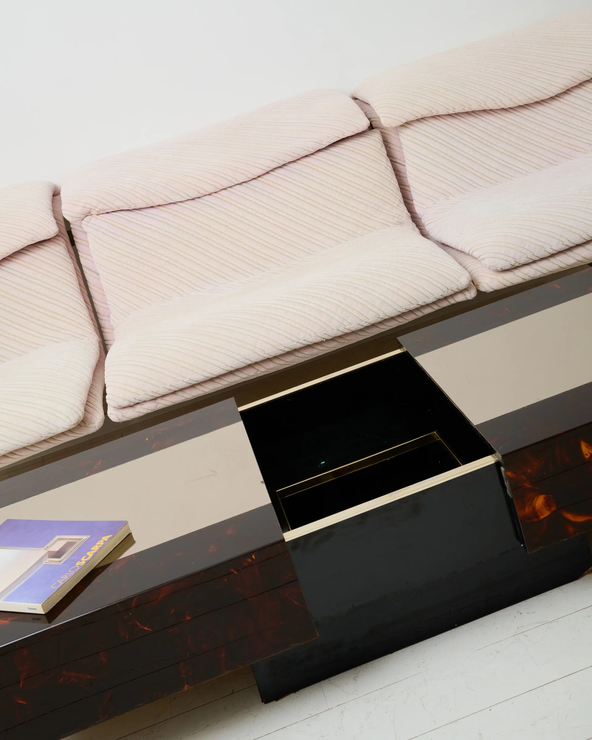 "Wave" sofa, Giovanni Offredi, Saporiti, 1970s