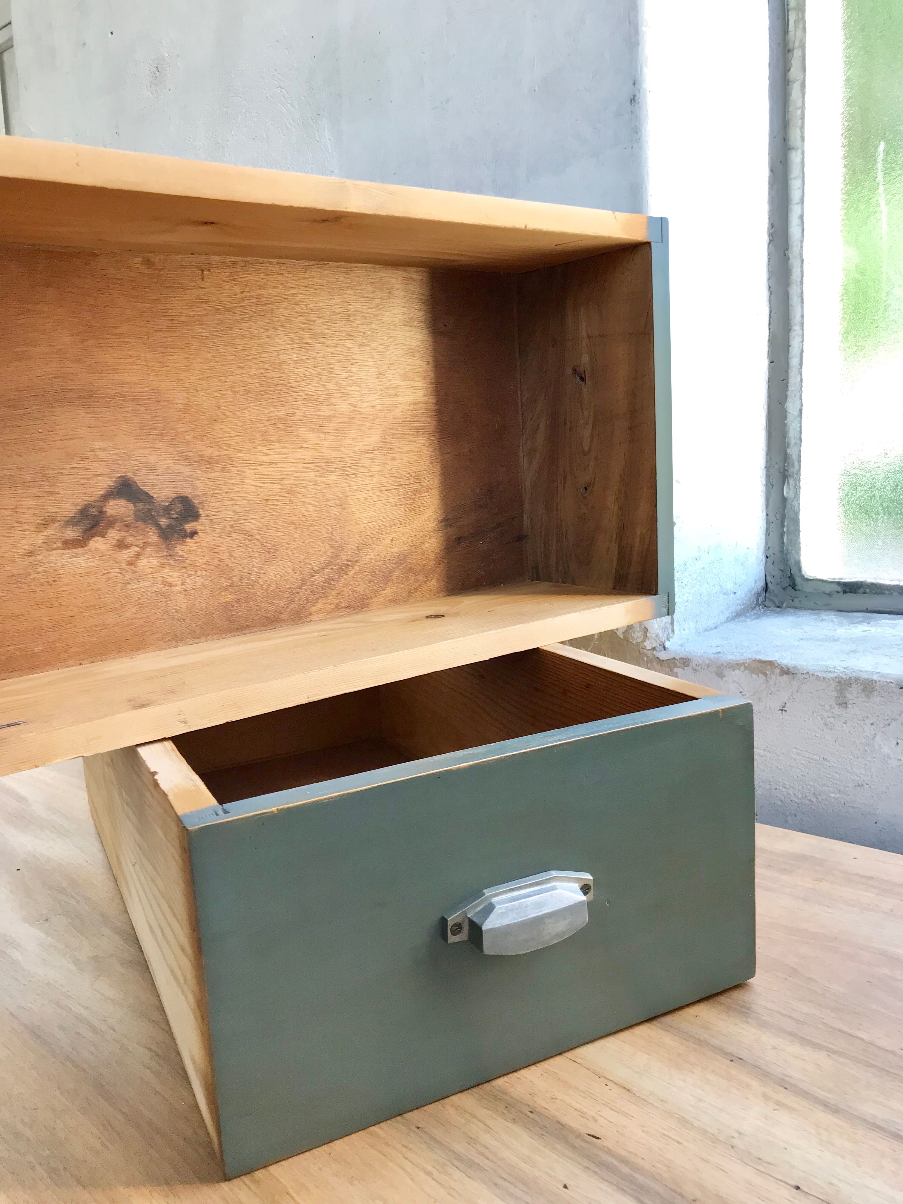 Workshop wooden desk