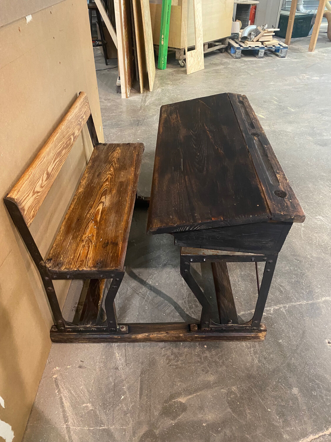 Double school desk 1900