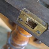 Violin table