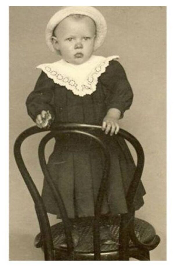 Chaise de nourrice Thonet